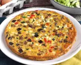 Herzhafter Flan mit Gemüse, ein köstliches flan rezept, das mit Auberginen, Zucchini und Paprika zubereitet wird.